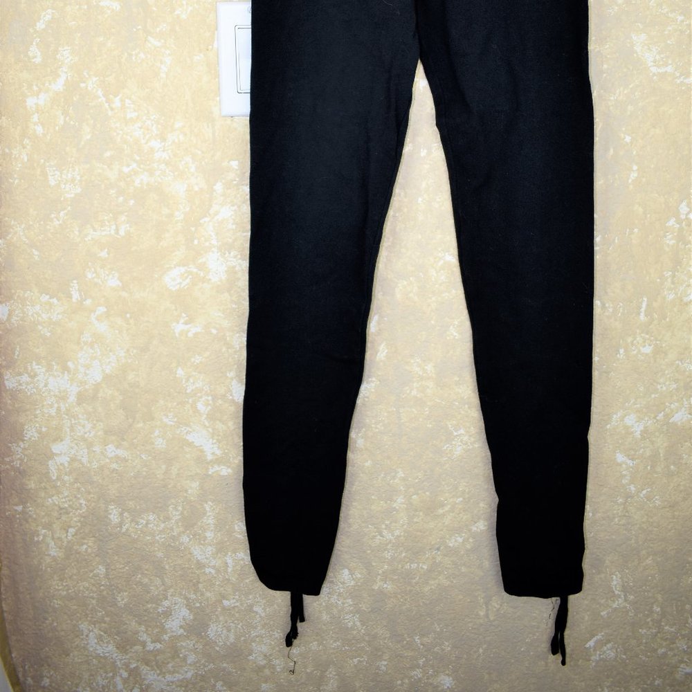 So Low Crop Leggings with Ankle Ties XS - Picture 6 of 8